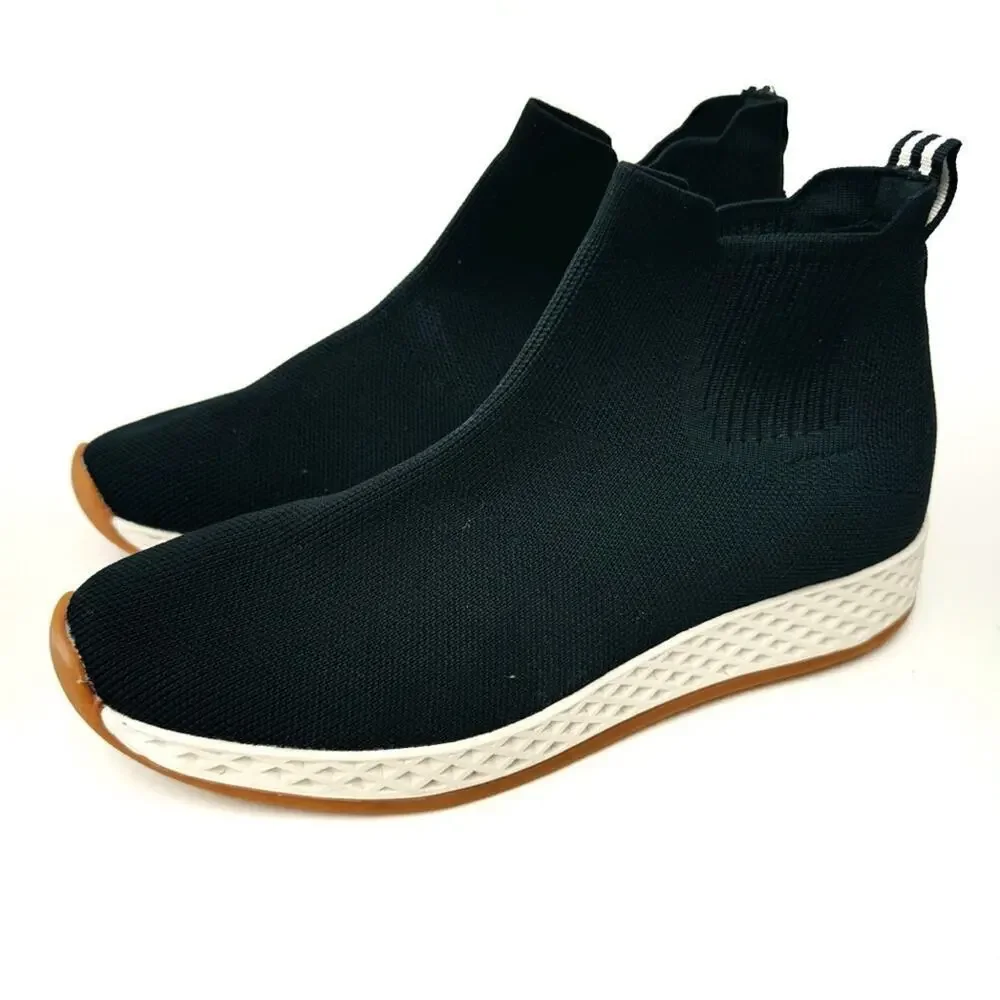 Urban Sport j/Slides pull on sneaker size: 7.5 black